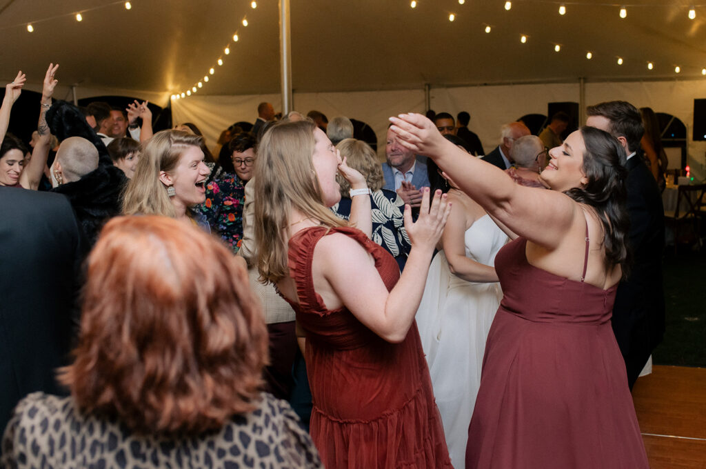 Guests on the dance floor at Carly & Roy's Wedding Reception