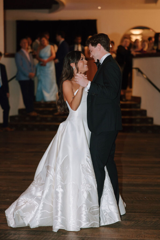 Shannon & Brady's first dance at The Club at Corazon in Dublin, Ohio